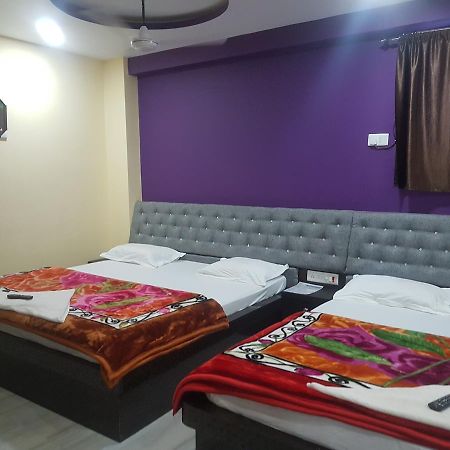 Hotel Grand Palace Gajá Kültér fotó