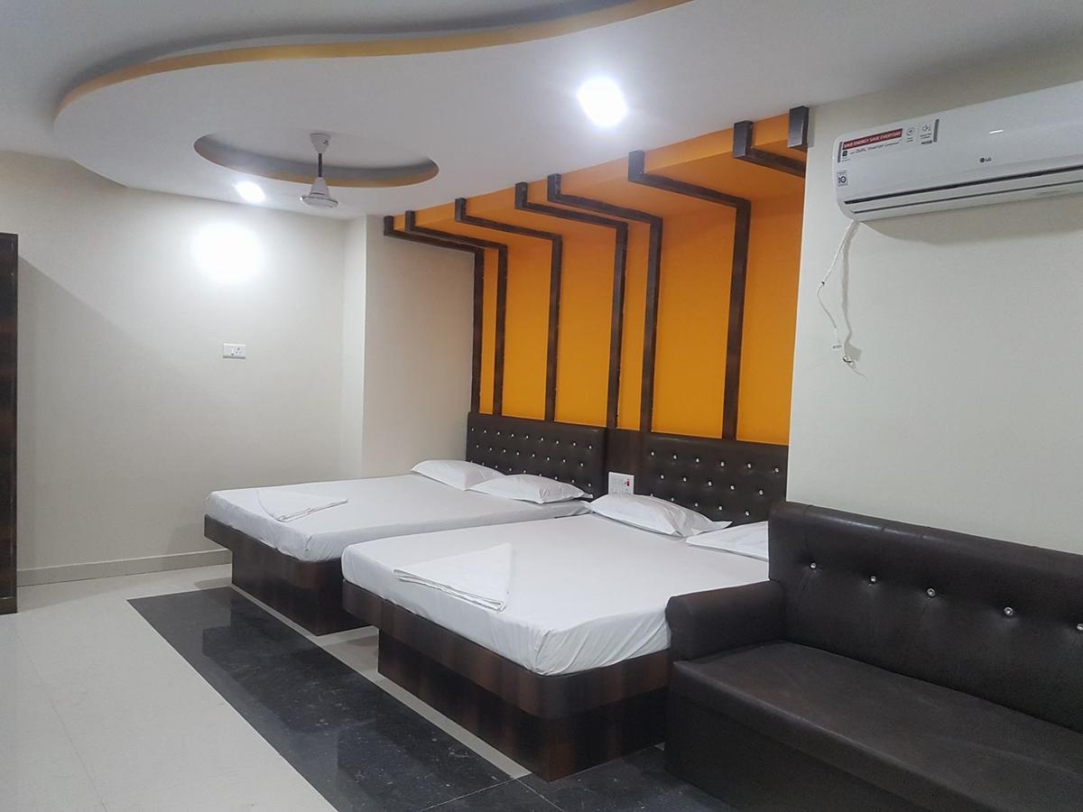 Hotel Grand Palace Gajá Kültér fotó