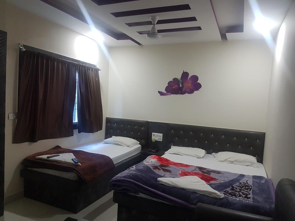 Hotel Grand Palace Gajá Kültér fotó